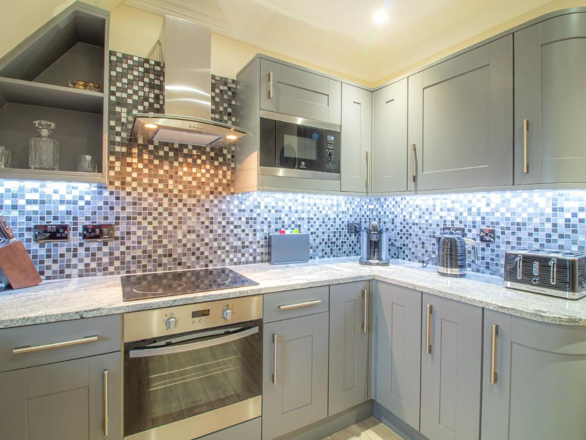 Luxury Royal Mile Apartment By The Castle - Sleeps 4 Edinburgh Kültér fotó